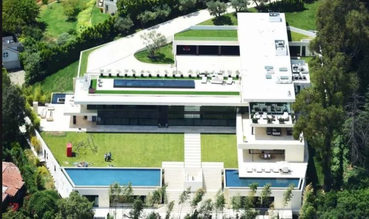 Beyonce House in Bel Air