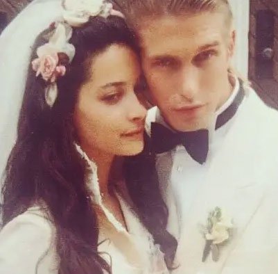 Kennya got married to Stephen Baldwin